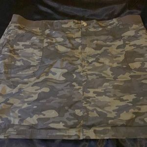 Lee’s camo skort